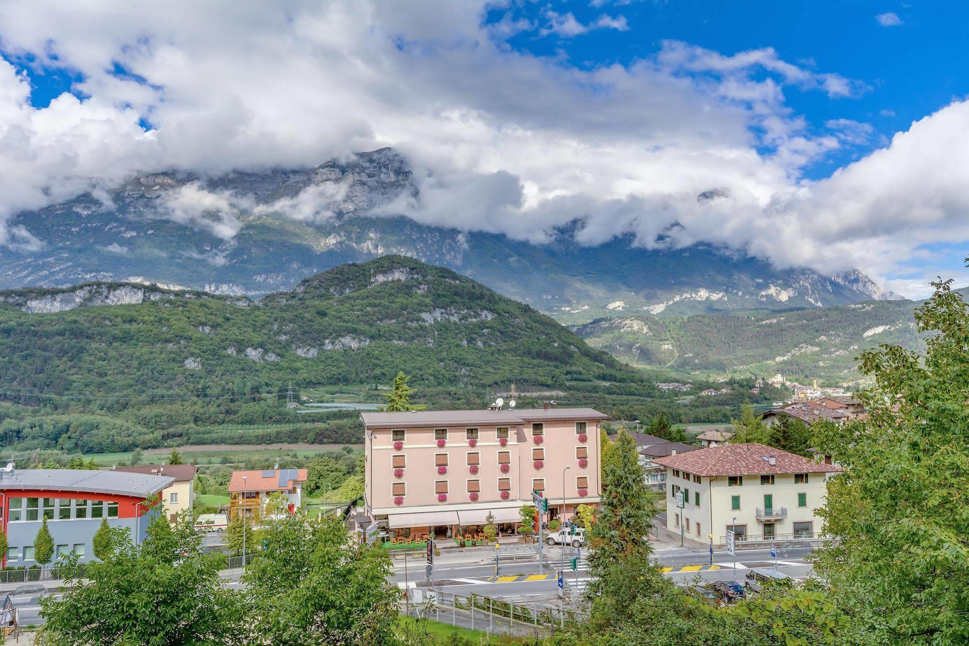 Hotel San Leonardo Trento Exterior foto